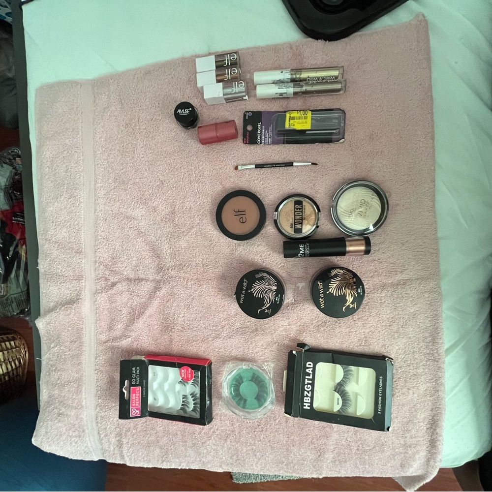 Beauty products lot